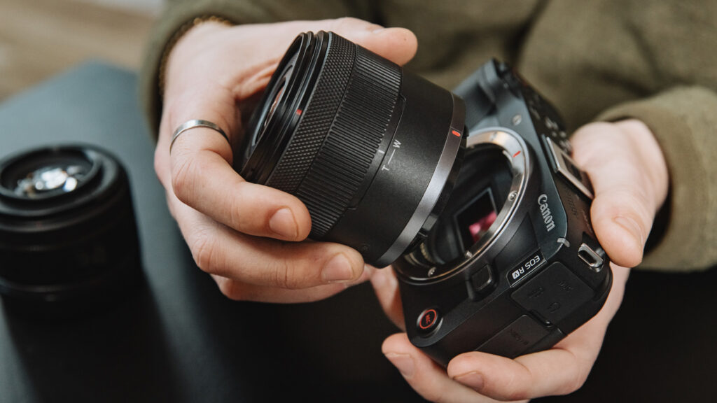 Canon eos r50v